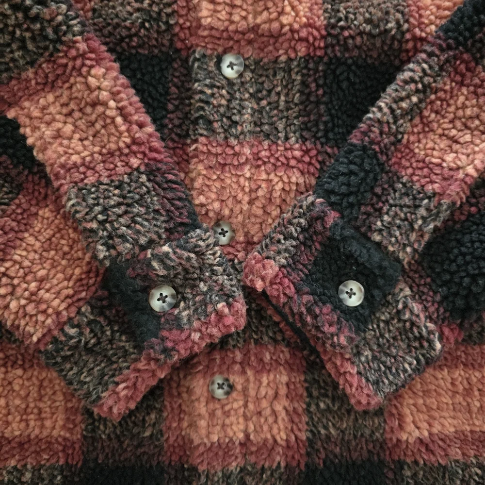 Volcom Silent Sherpa Jacket, Women's Size Large, EUC - Multicolor Plaid - Picture 4 of 10